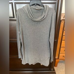 The Loft sweater sz Large